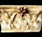 Massaciuccoli, testa di Medusa in marmo